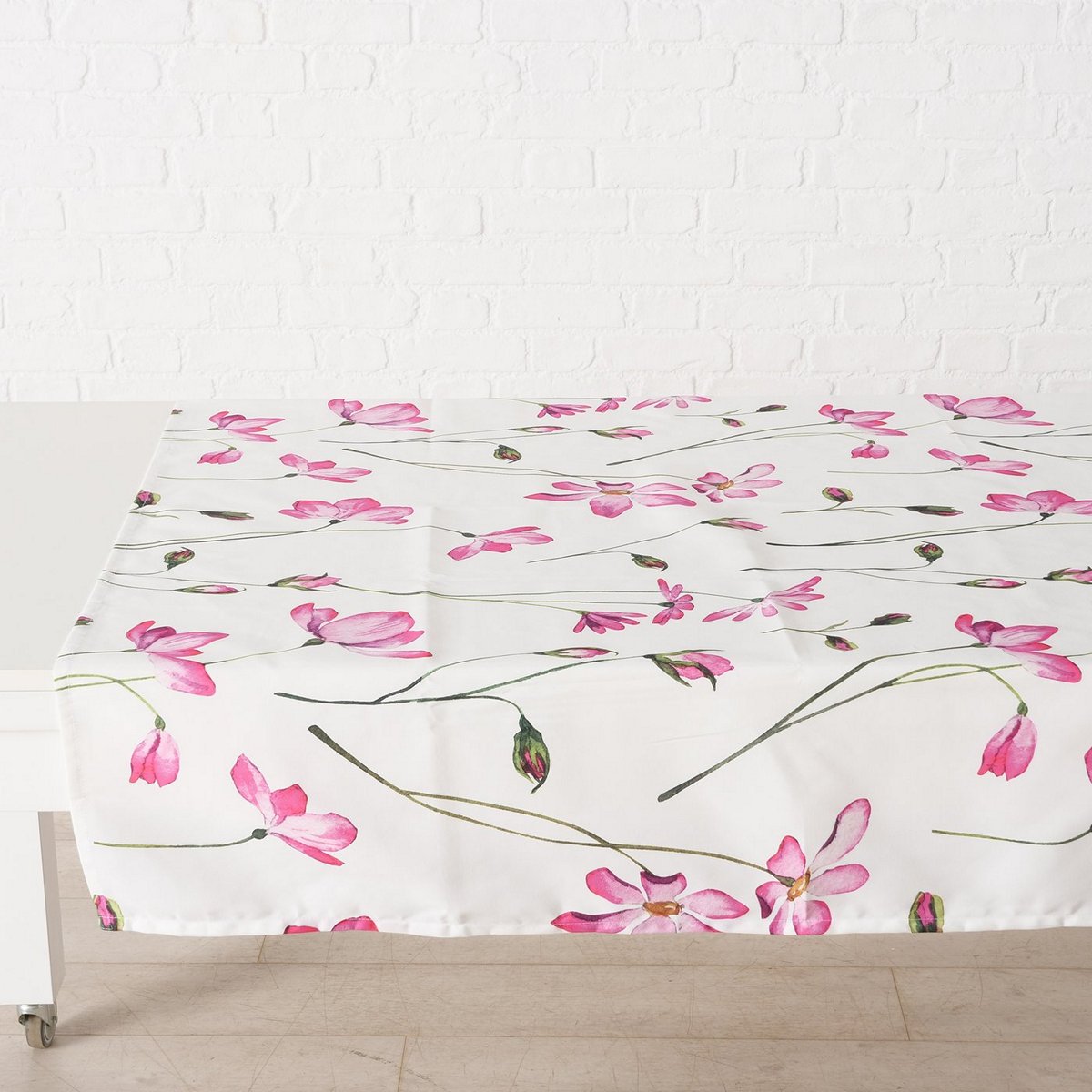 ΤΡΑΠΕΖΟΜΑΝΤΗΛΟ ΜΕ ΛΟΥΛΟΥΔΙΑ Lilliana Floral L180cm W140cm polyester