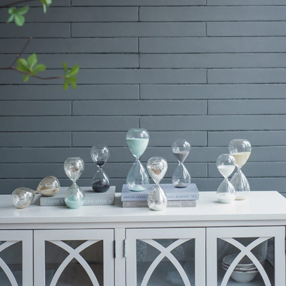Artekko Hourglass Γυάλινη Διακοσμητική Κλεψύδρα με Λευκή Άμμο (8x8x20.5)cm 73770-WHIT
