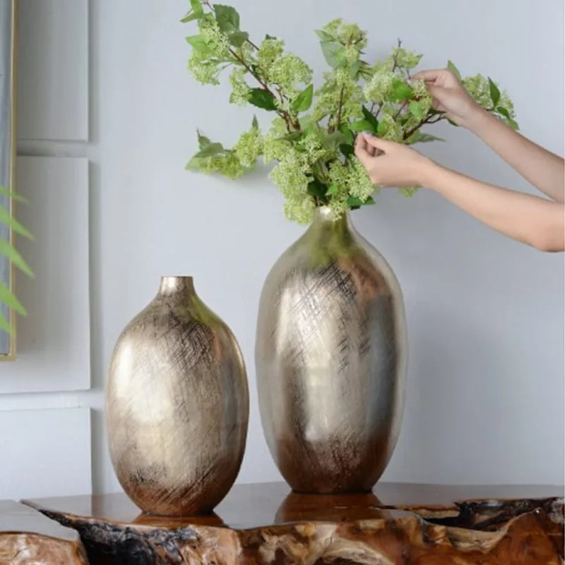 Trophy Διακοσμητικό Βάζο Μέταλλο Χρυσό (21x21x47)cm