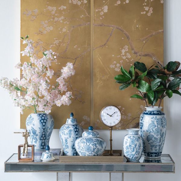 Melania Διακοσμητικό Βάζο Δοχείο με Καπάκι Πορσελάνη Άσπρο Μπλε (18x18x32)cm