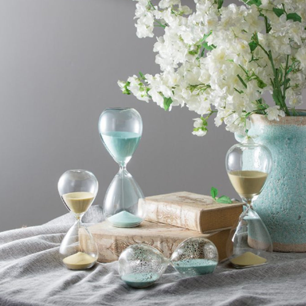 Artekko Hourglass Γυάλινη Διακοσμητική Κλεψύδρα με Γαλάζια Άμμο (9x9x25.5)cm         73229-JADE